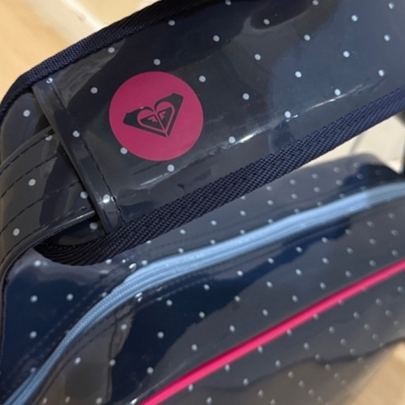 Roxy Dark Blue and Pink Travel Bag - Picture 2 of 5